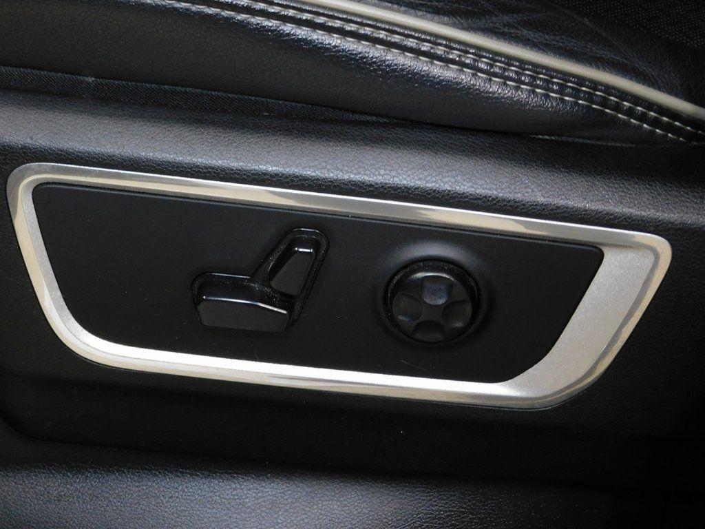 RAM 1500 Laramie Crew Cab SWB 4WD 2020