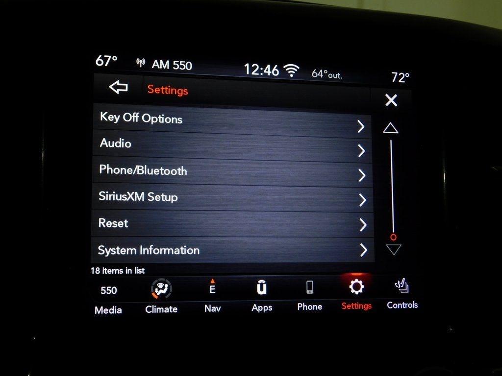 RAM 1500 Laramie Crew Cab SWB 4WD 2020