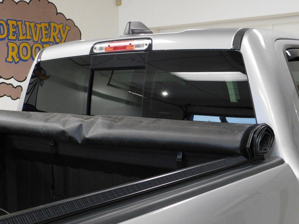 RAM 1500 Laramie Crew Cab SWB 4WD 2020