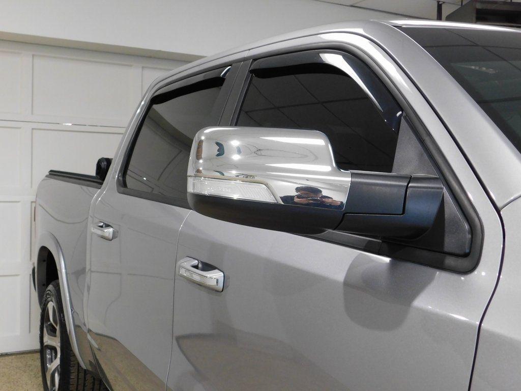 RAM 1500 Laramie Crew Cab SWB 4WD 2020