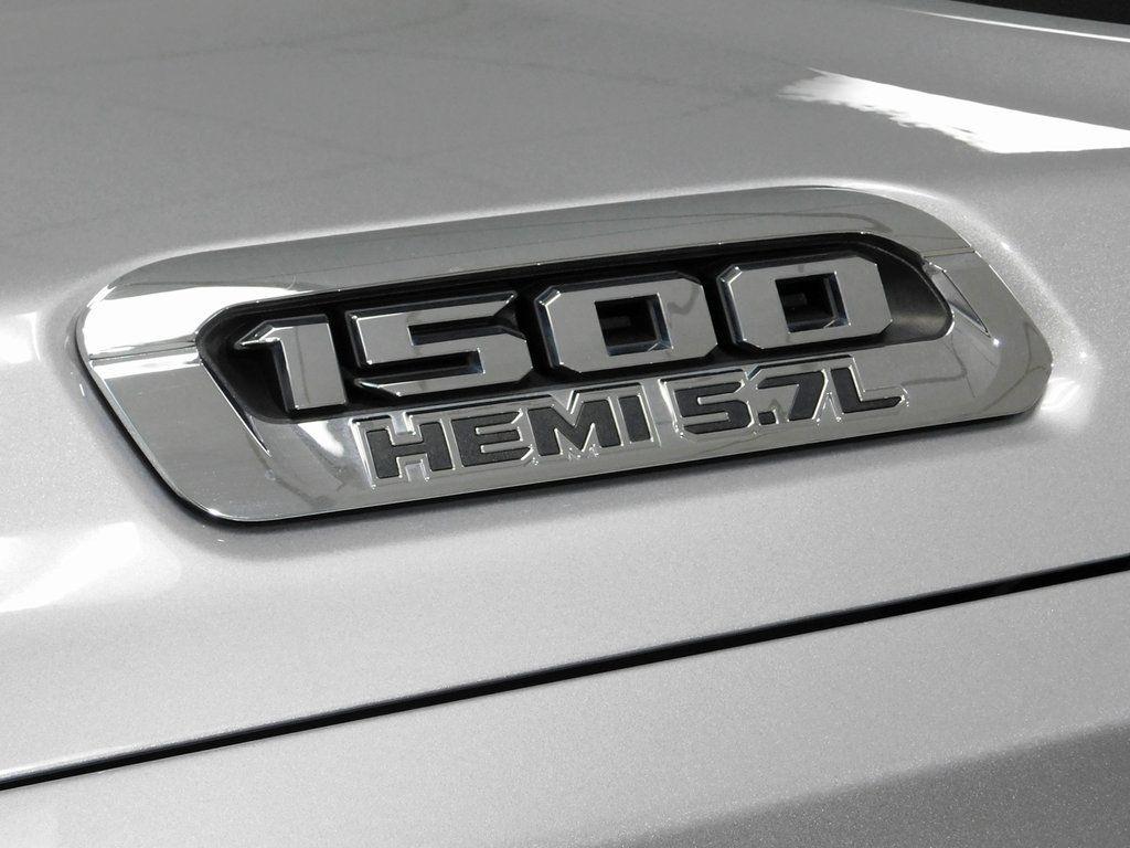 RAM 1500 Laramie Crew Cab SWB 4WD 2020