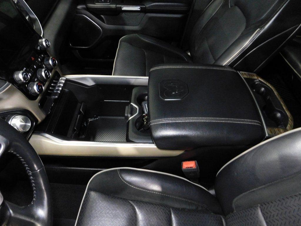 RAM 1500 Laramie Crew Cab SWB 4WD 2020