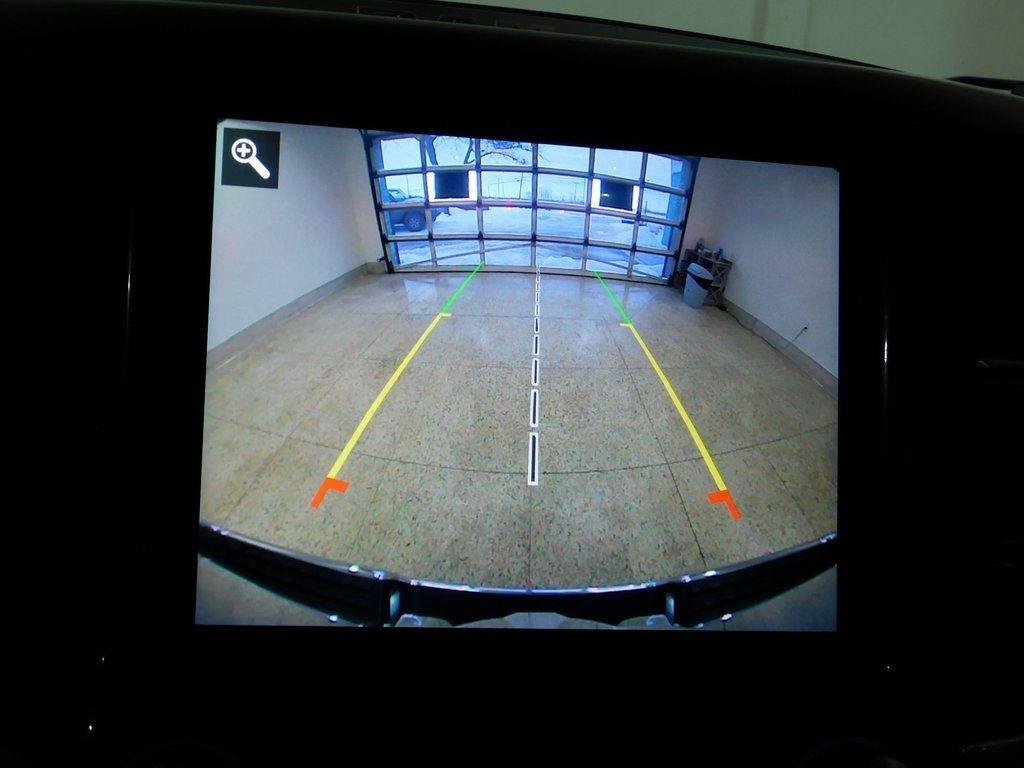 RAM 1500 Laramie Crew Cab SWB 4WD 2020