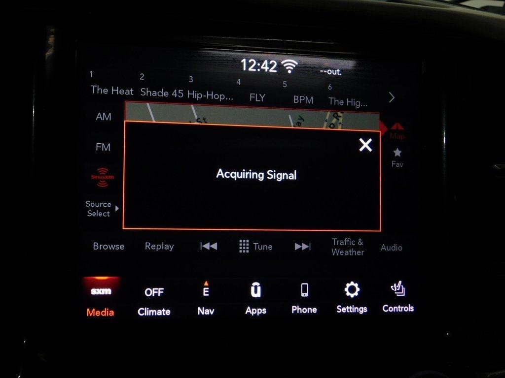 RAM 1500 Laramie Crew Cab SWB 4WD 2020