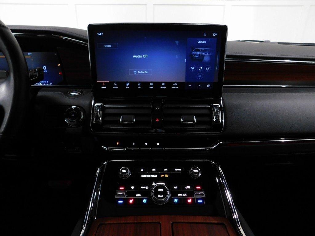 Lincoln Navigator Reserve 2024