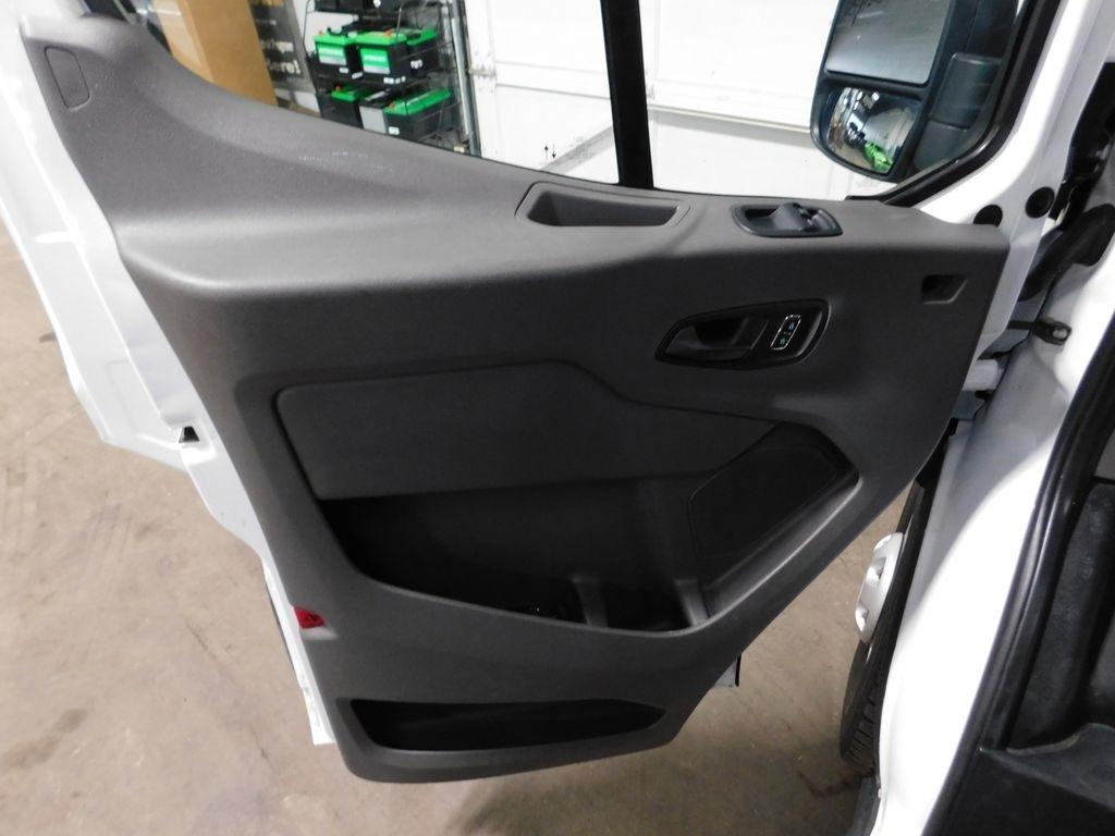 Ford Transit 250 Van High Roof w/Sliding Pass. 148-in. WB EL 2024