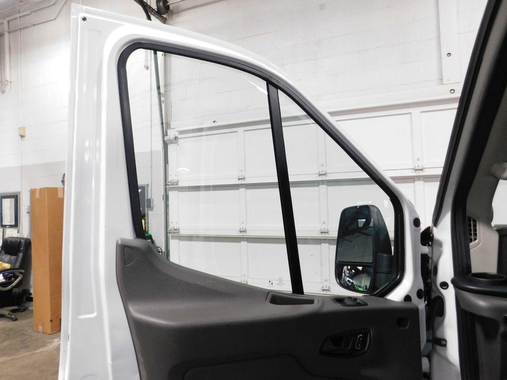 Ford Transit 250 Van High Roof w/Sliding Pass. 148-in. WB EL 2024