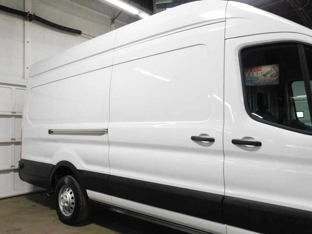 Ford Transit 250 Van High Roof w/Sliding Pass. 148-in. WB EL 2024