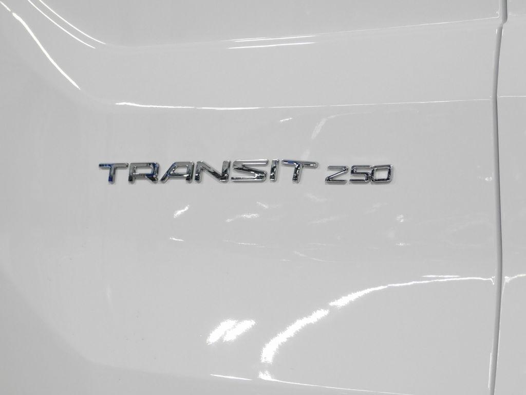 Ford Transit 250 Van High Roof w/Sliding Pass. 148-in. WB EL 2024