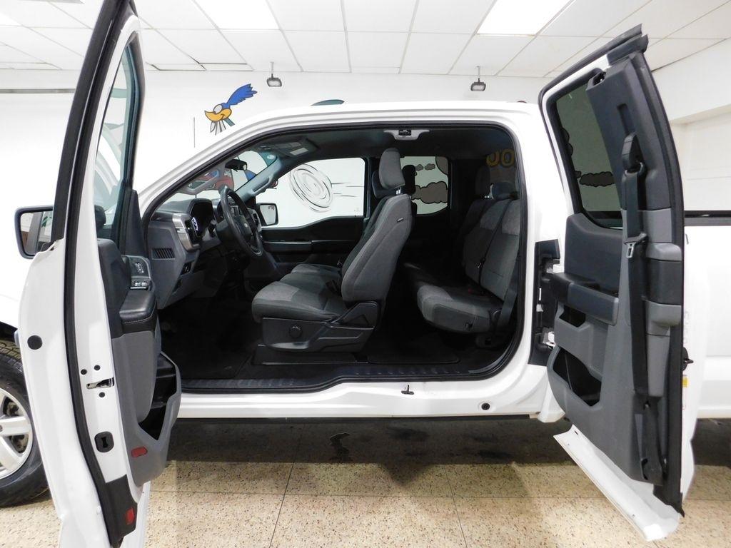 Ford F-150 XLT SuperCab 8-ft. Bed 4WD 2023