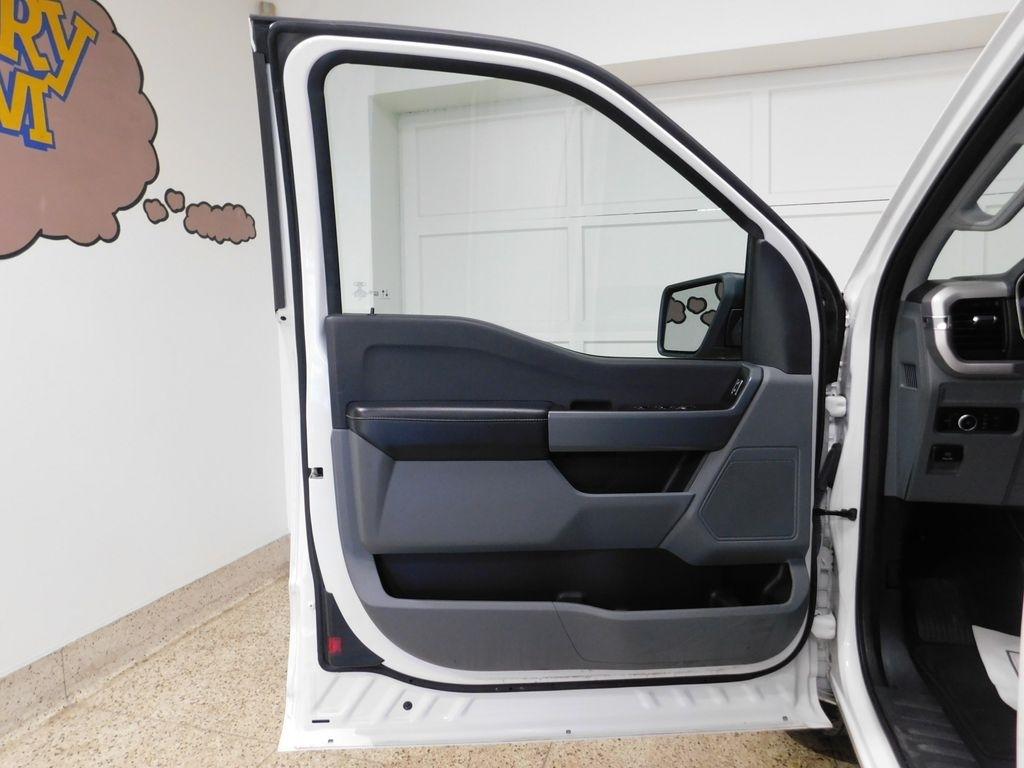 Ford F-150 XLT SuperCab 8-ft. Bed 4WD 2023