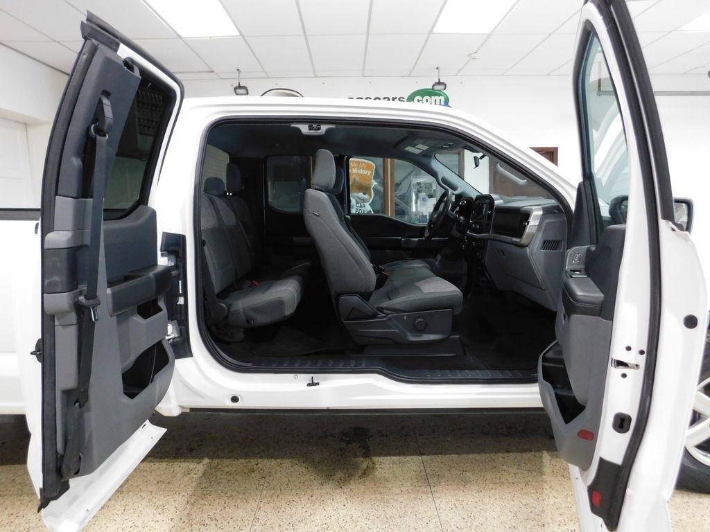 Ford F-150 XLT SuperCab 8-ft. Bed 4WD 2023