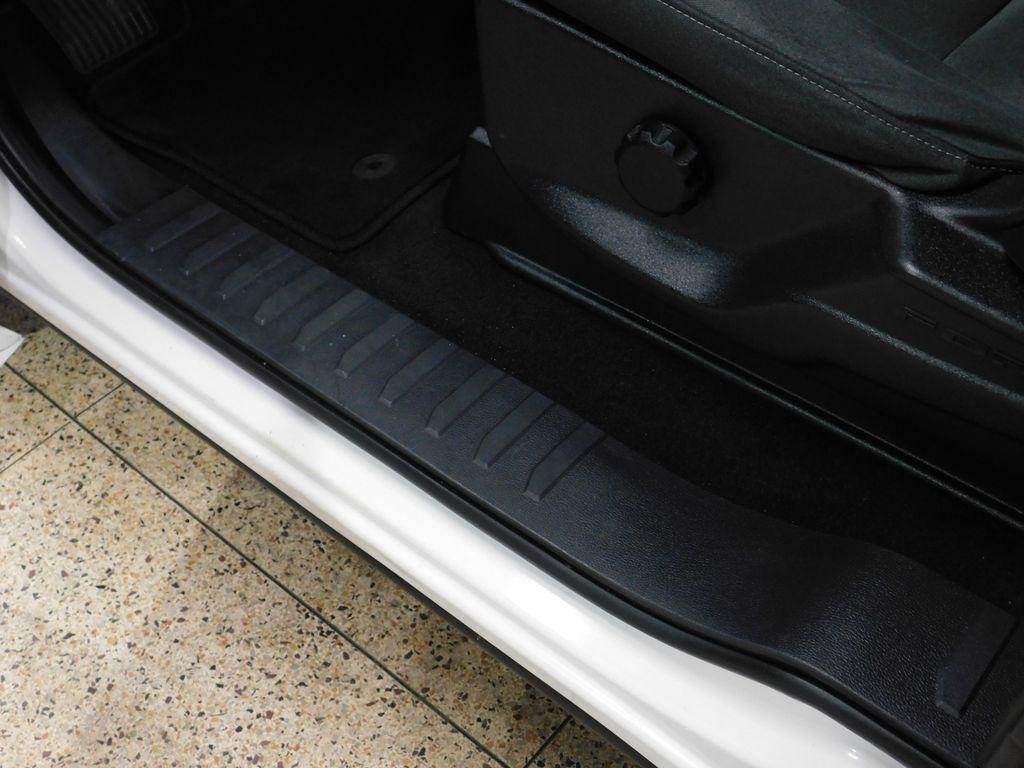 Ford F-150 XLT SuperCab 8-ft. Bed 4WD 2023