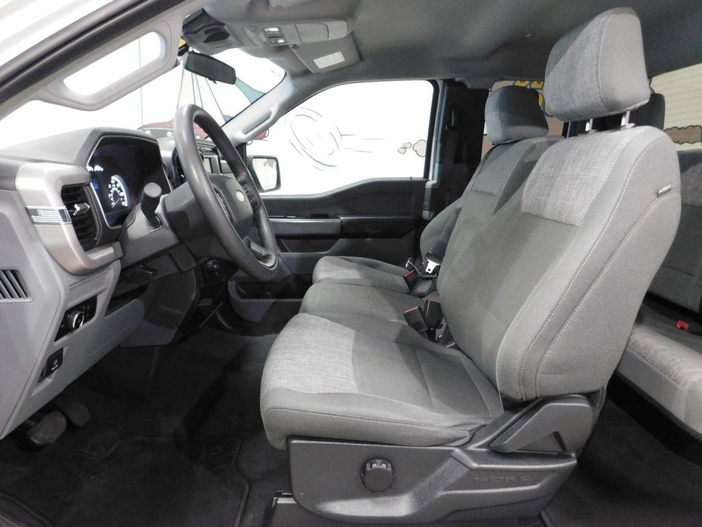 Ford F-150 XLT SuperCab 8-ft. Bed 4WD 2023