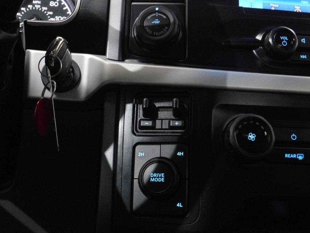 Ford F-150 XLT SuperCab 8-ft. Bed 4WD 2023