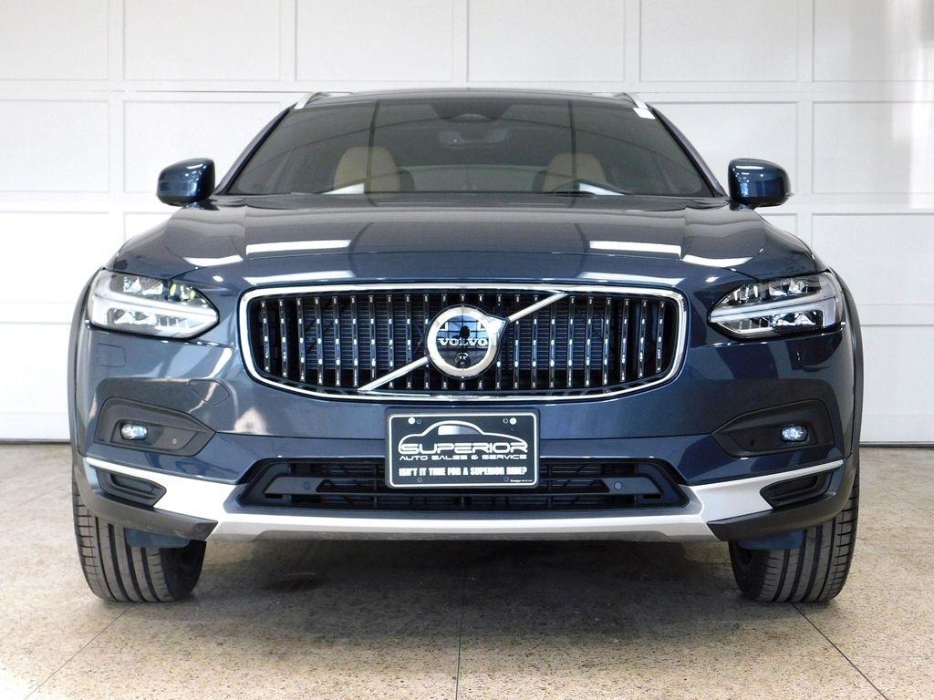 Volvo V90 Cross Country B6 Ultra 2026