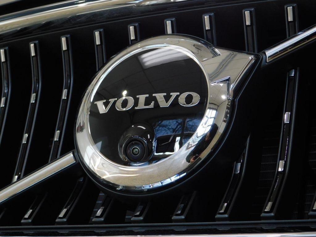 Volvo V90 Cross Country B6 Ultra 2026