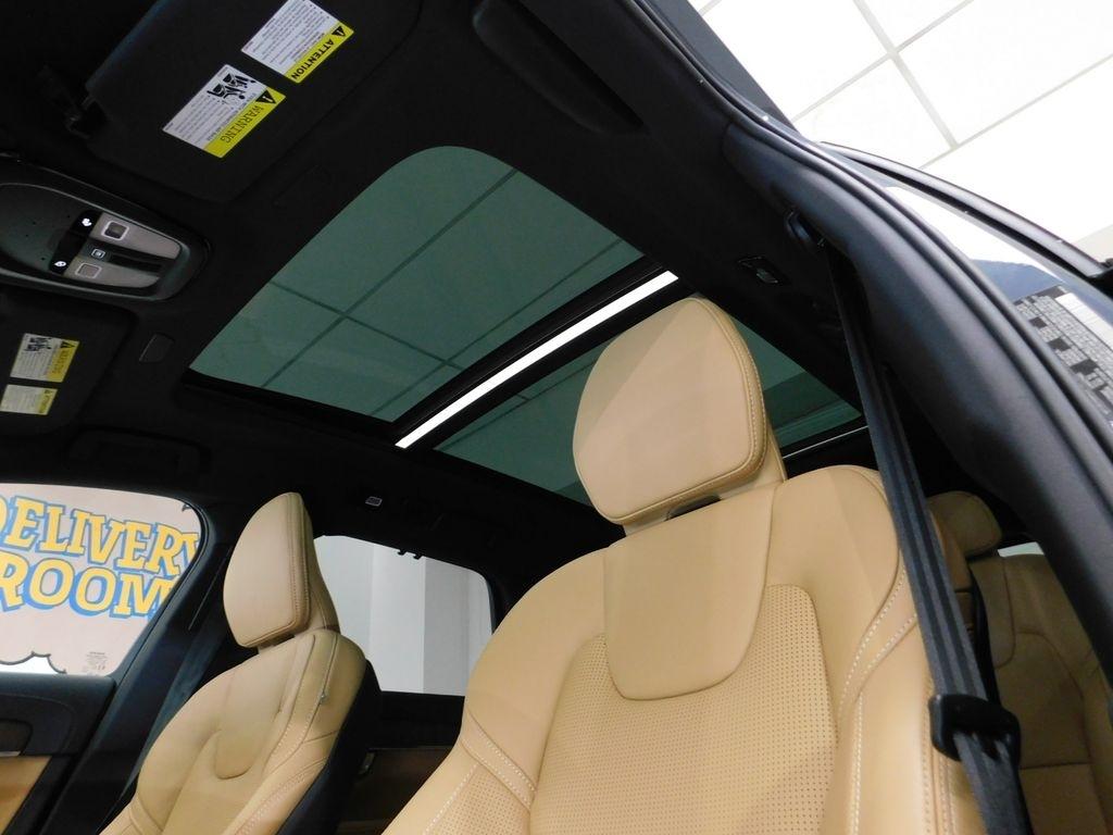 Volvo V90 Cross Country B6 Ultra 2026