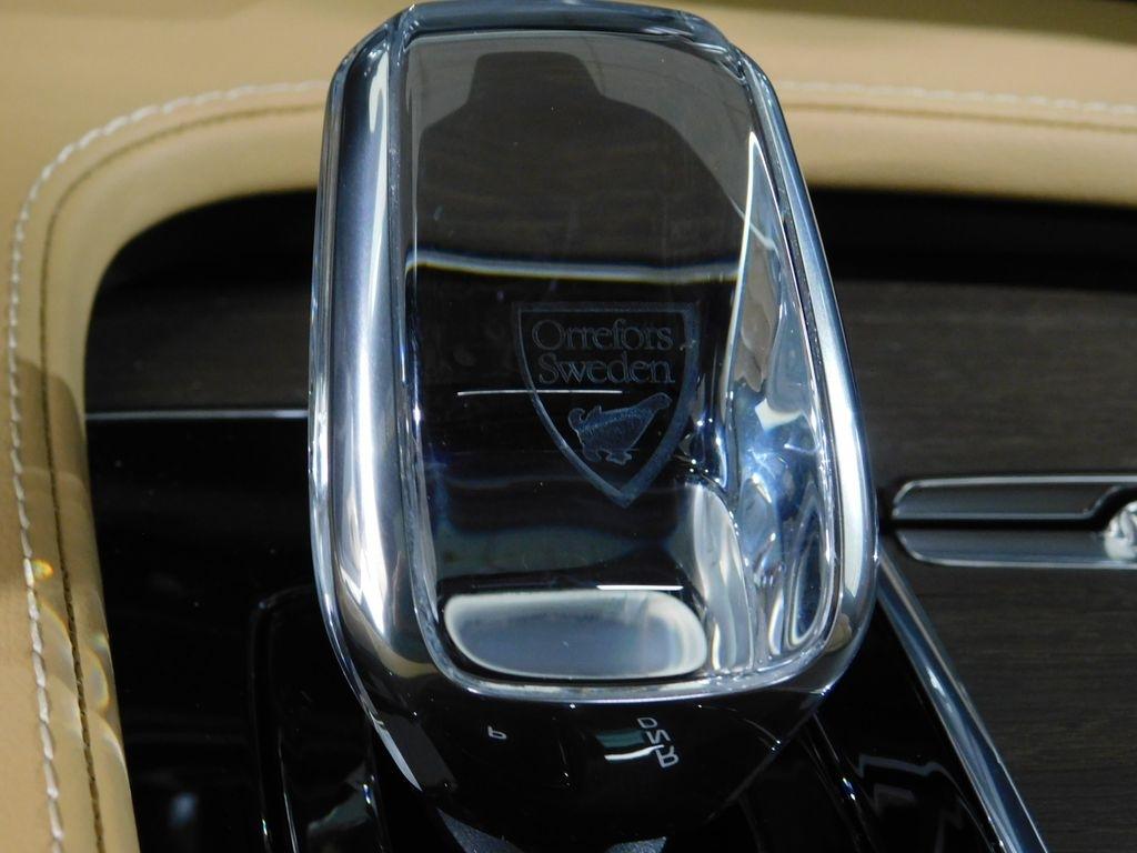 Volvo V90 Cross Country B6 Ultra 2026