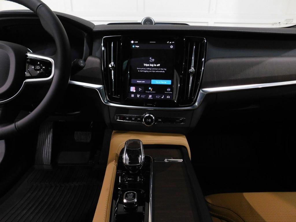 Volvo V90 Cross Country B6 Ultra 2026