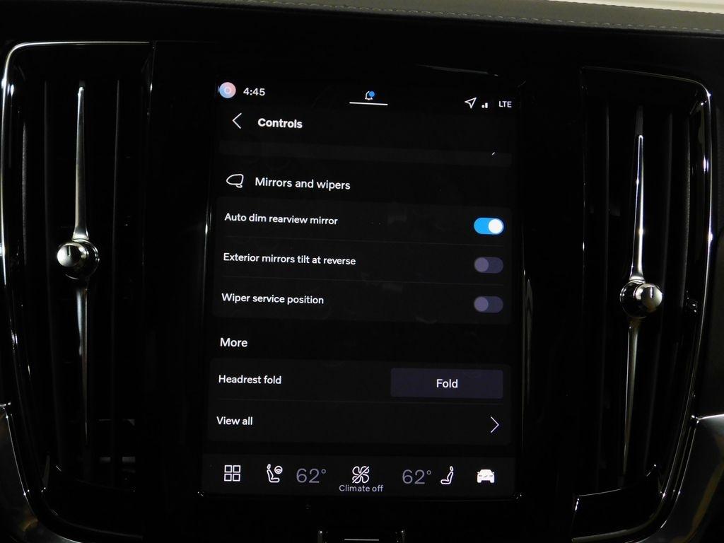 Volvo V90 Cross Country B6 Ultra 2026