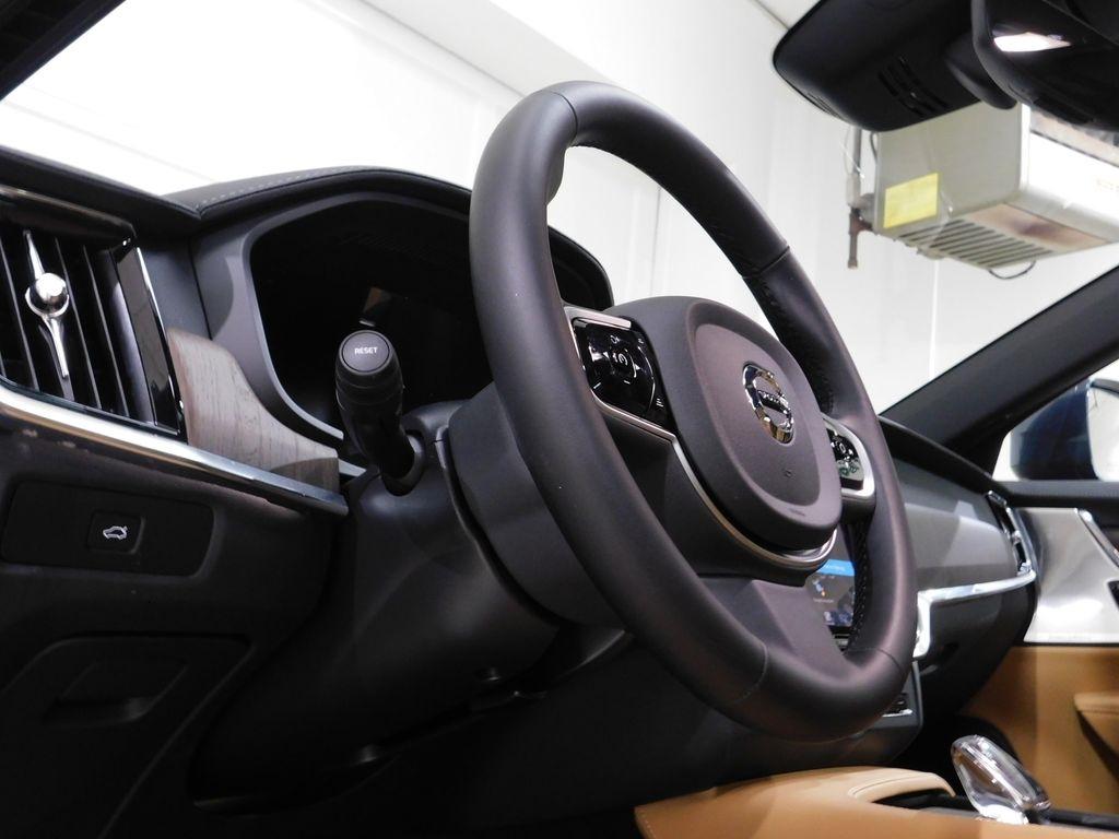 Volvo V90 Cross Country B6 Ultra 2026