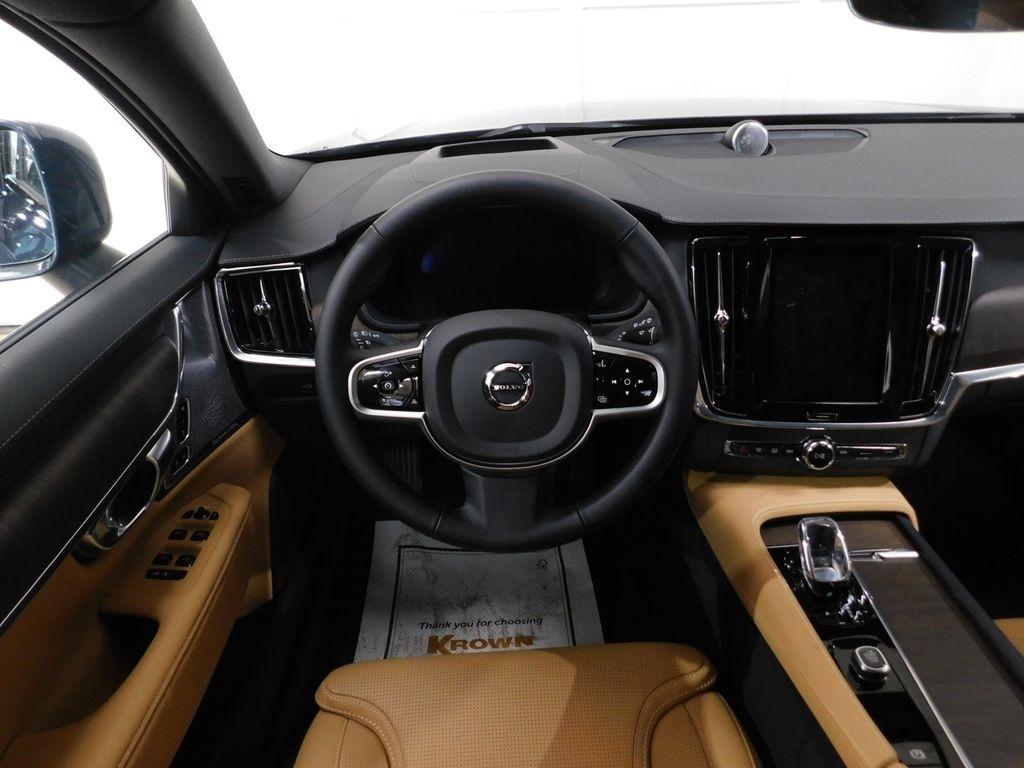 Volvo V90 Cross Country B6 Ultra 2026