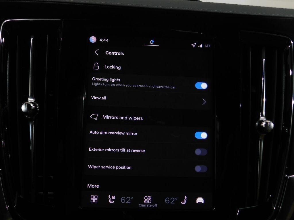 Volvo V90 Cross Country B6 Ultra 2026