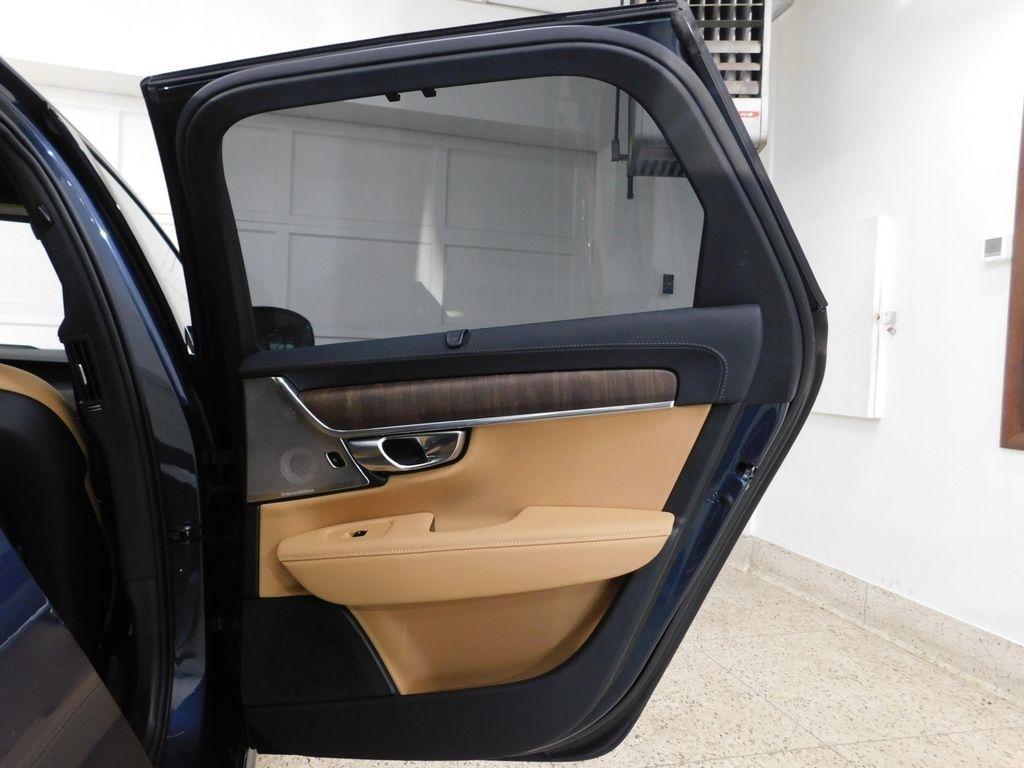 Volvo V90 Cross Country B6 Ultra 2026