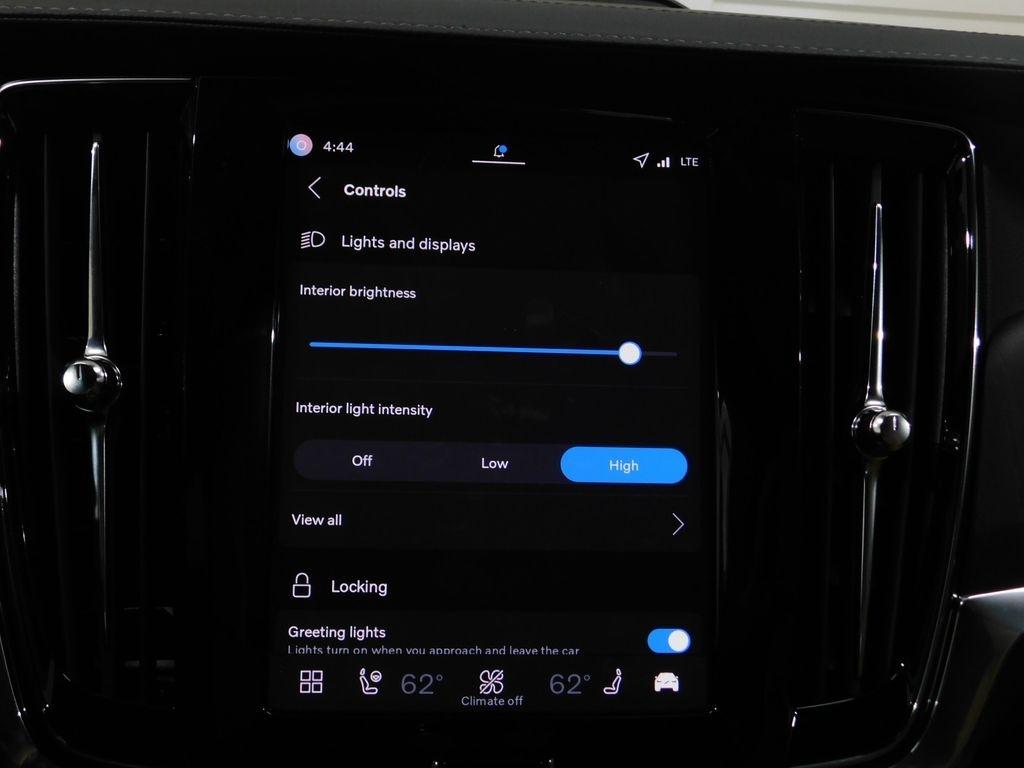 Volvo V90 Cross Country B6 Ultra 2026