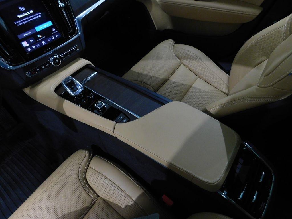 Volvo V90 Cross Country B6 Ultra 2026