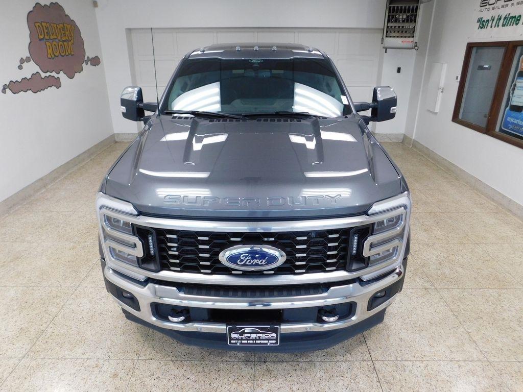Ford F-450 SD King Ranch Crew Cab DRW 4WD 2024