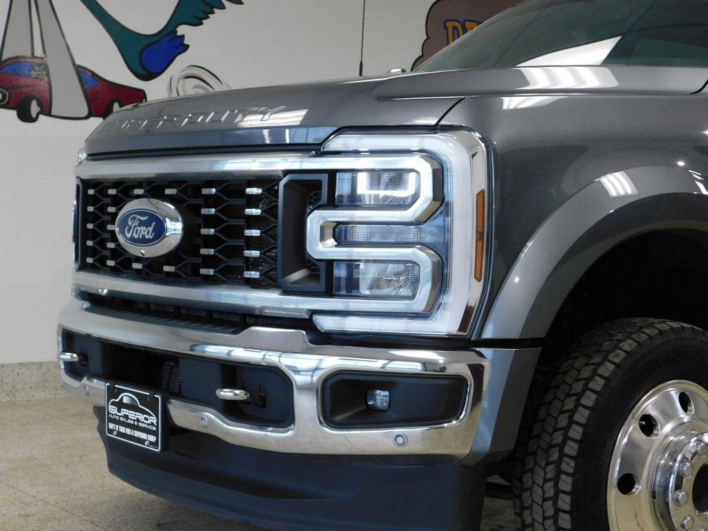 Ford F-450 SD King Ranch Crew Cab DRW 4WD 2024