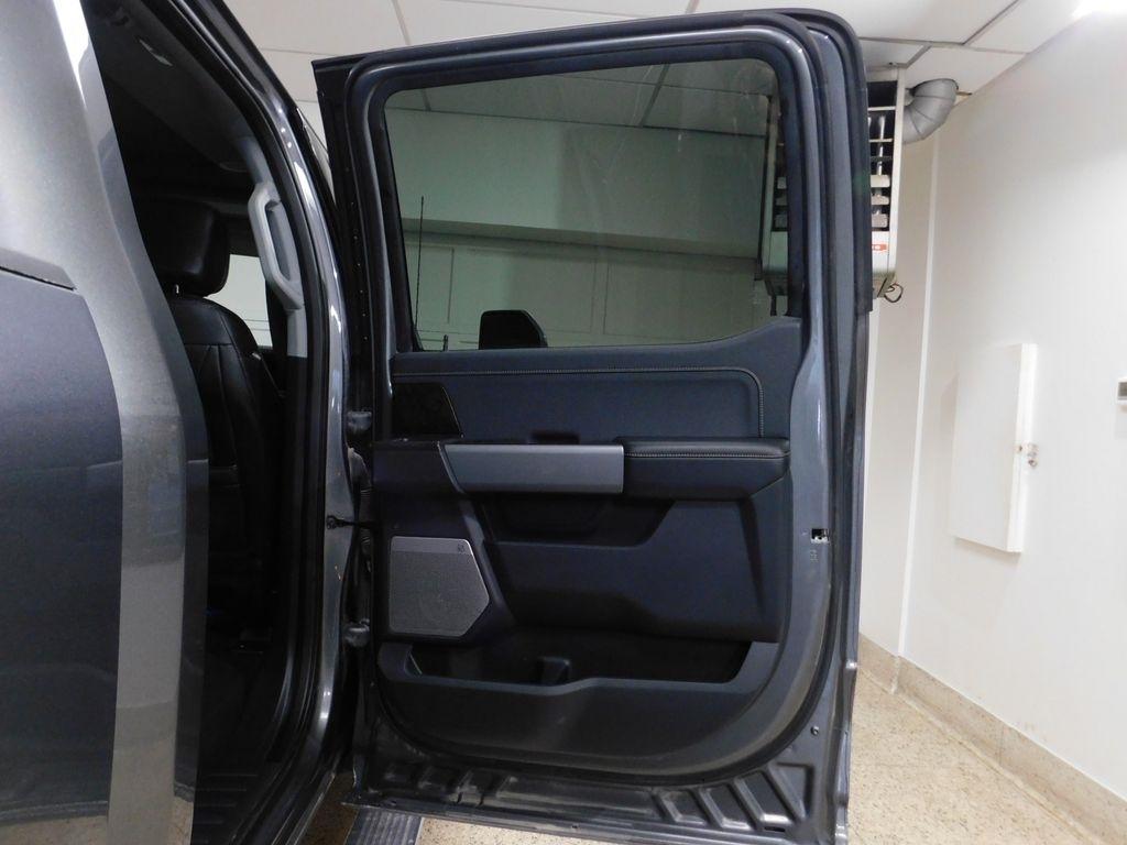 Ford F-450 SD King Ranch Crew Cab DRW 4WD 2024
