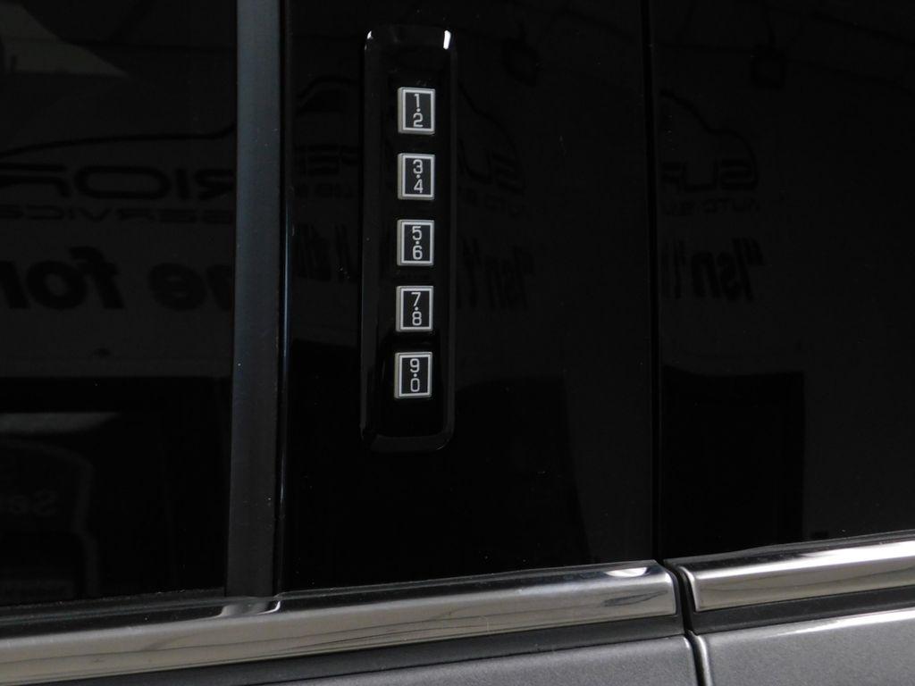 Ford F-450 SD King Ranch Crew Cab DRW 4WD 2024