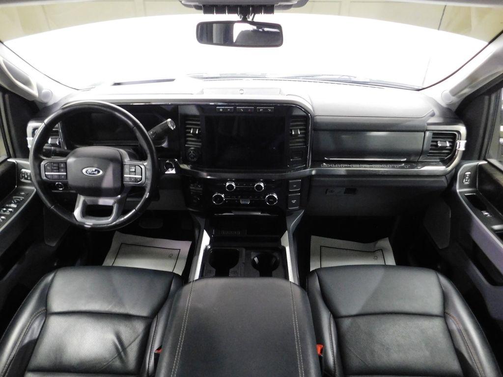 Ford F-450 SD King Ranch Crew Cab DRW 4WD 2024