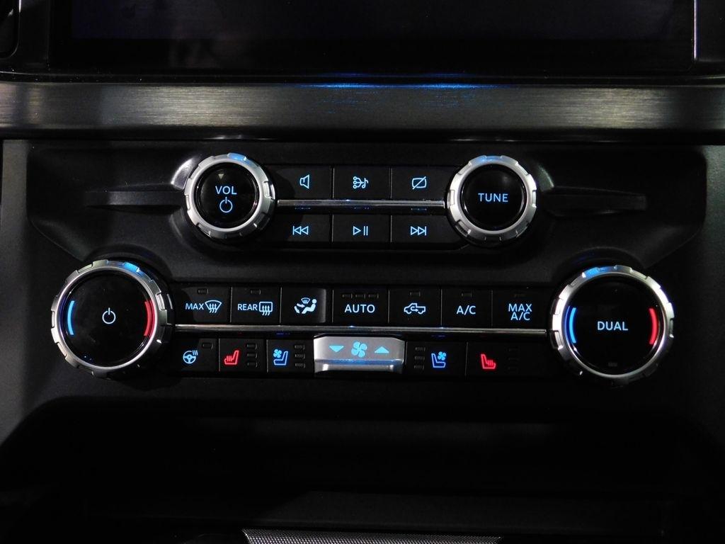 Ford F-450 SD King Ranch Crew Cab DRW 4WD 2024