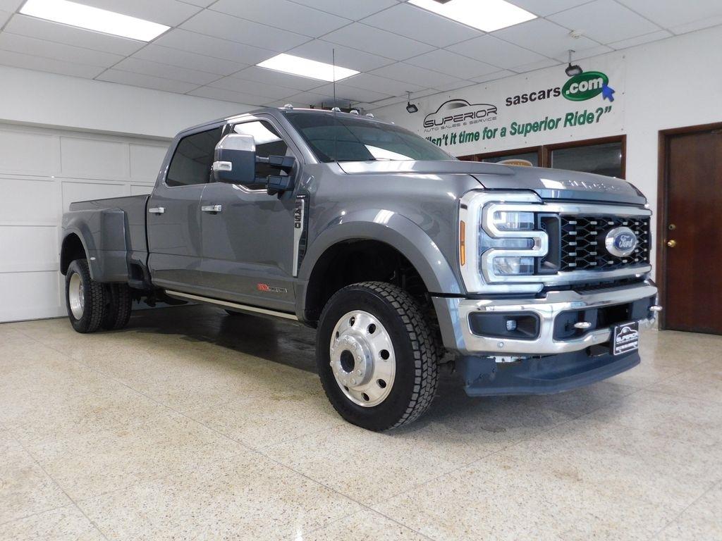 Ford F-450 SD King Ranch Crew Cab DRW 4WD 2024