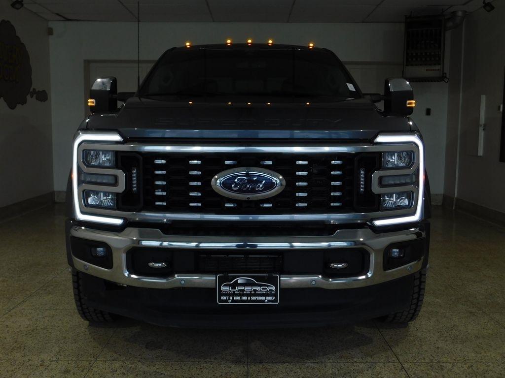 Ford F-450 SD King Ranch Crew Cab DRW 4WD 2024
