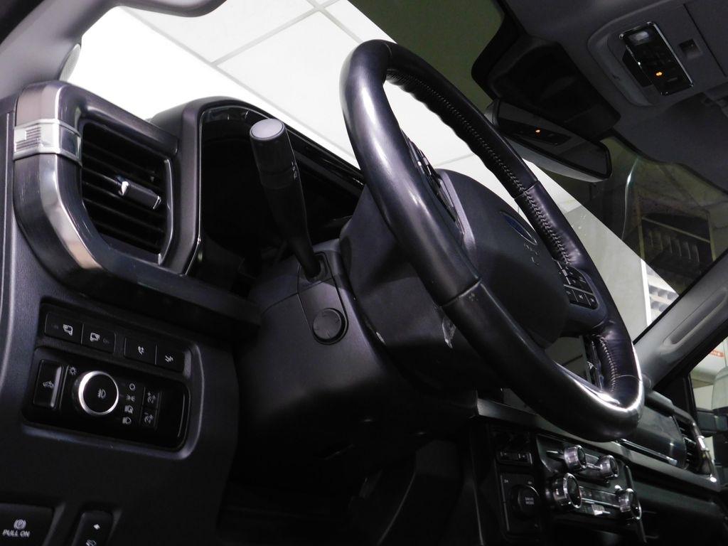 Ford F-450 SD King Ranch Crew Cab DRW 4WD 2024