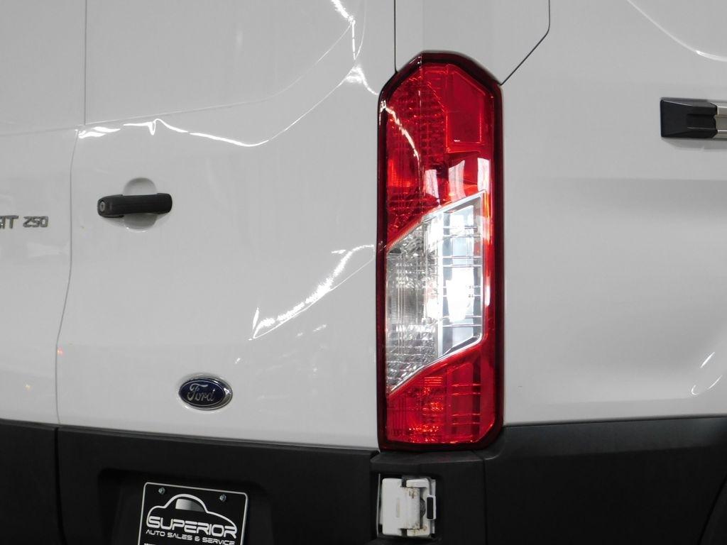 Ford Transit 250 Van High Roof w/Sliding Pass. 148-in. WB 2023