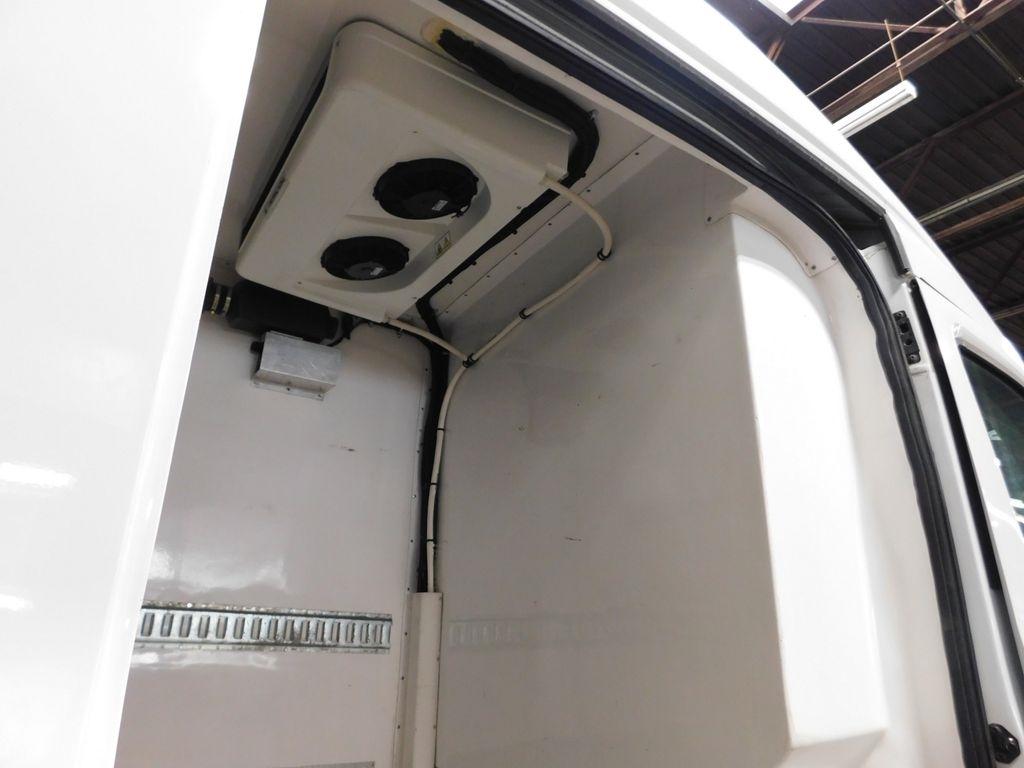 Ford Transit 250 Van High Roof w/Sliding Pass. 148-in. WB 2023