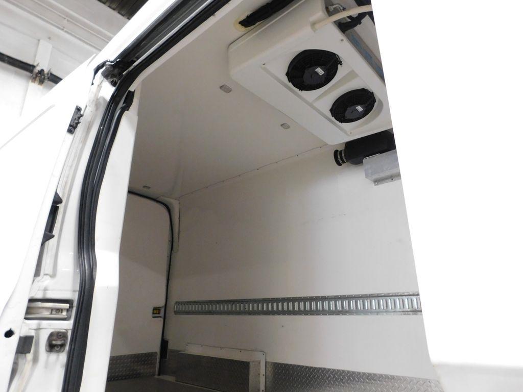 Ford Transit 250 Van High Roof w/Sliding Pass. 148-in. WB 2023