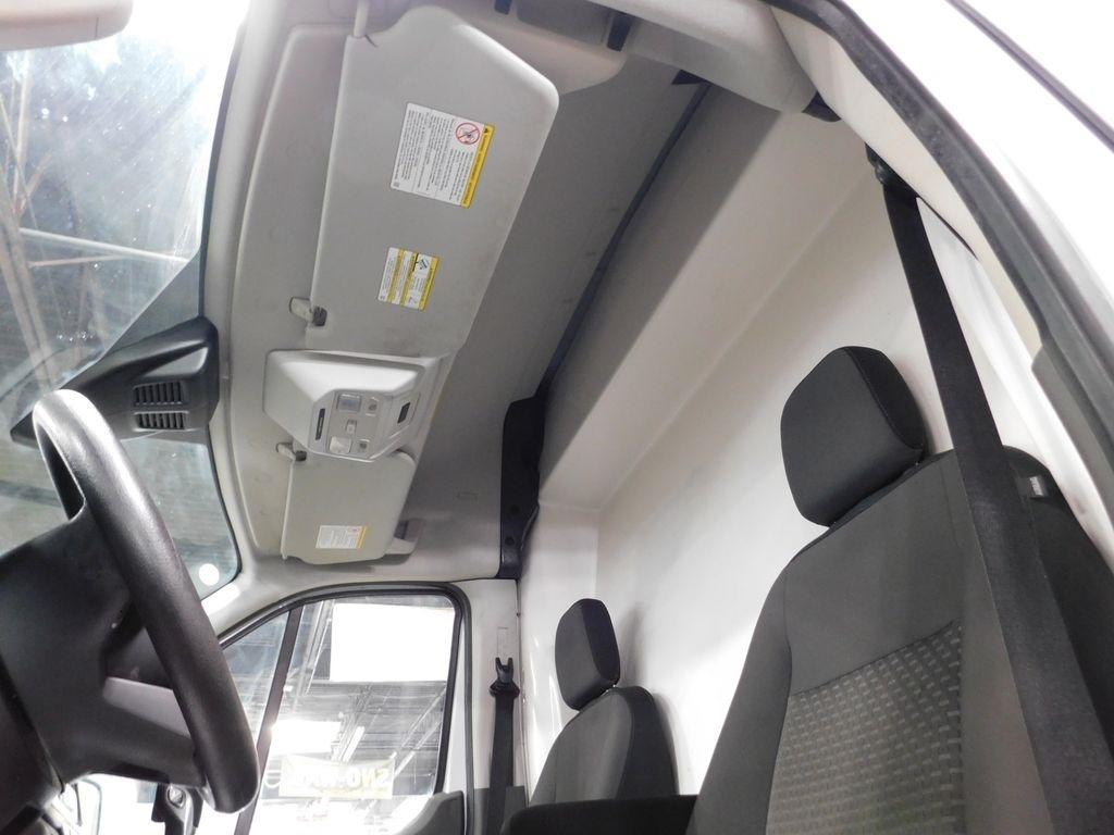 Ford Transit 250 Van High Roof w/Sliding Pass. 148-in. WB 2023