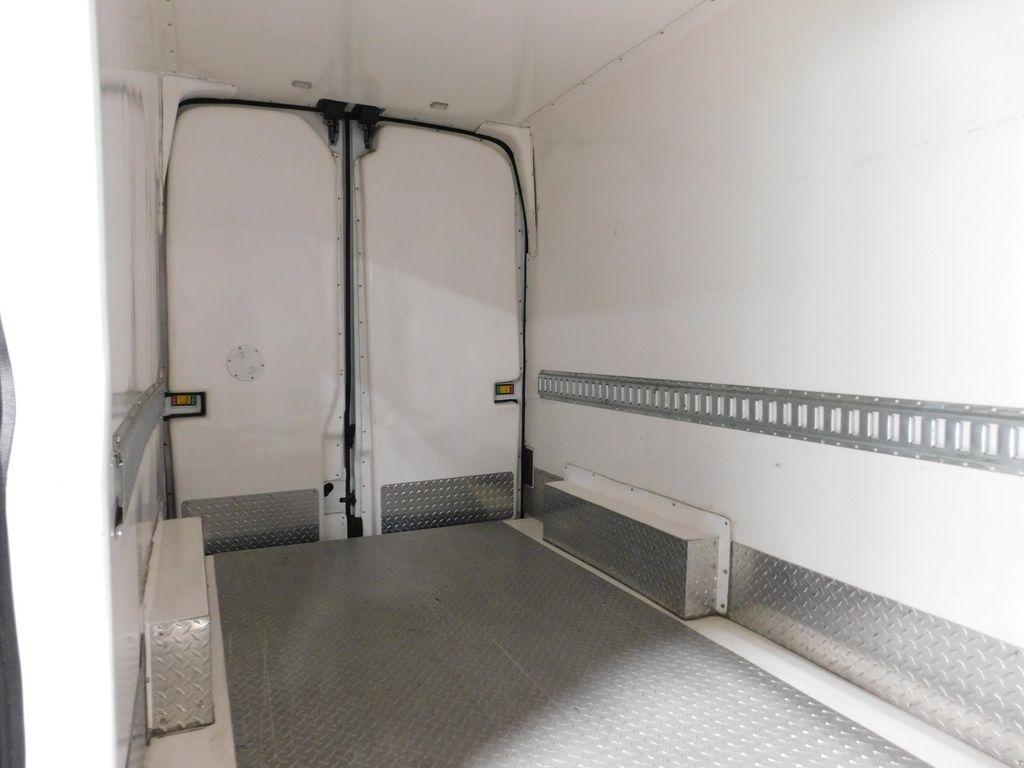 Ford Transit 250 Van High Roof w/Sliding Pass. 148-in. WB 2023