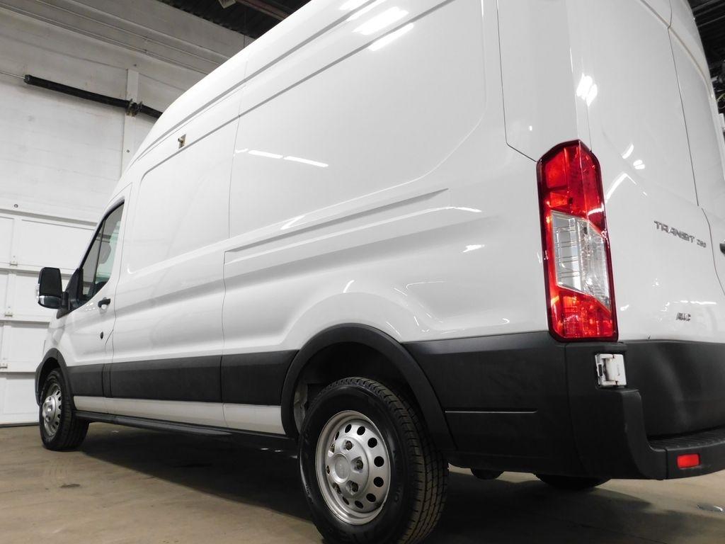Ford Transit 250 Van High Roof w/Sliding Pass. 148-in. WB 2023