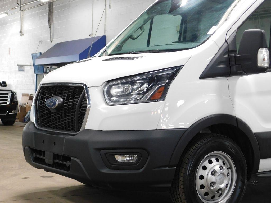 Ford Transit 250 Van High Roof w/Sliding Pass. 148-in. WB 2023