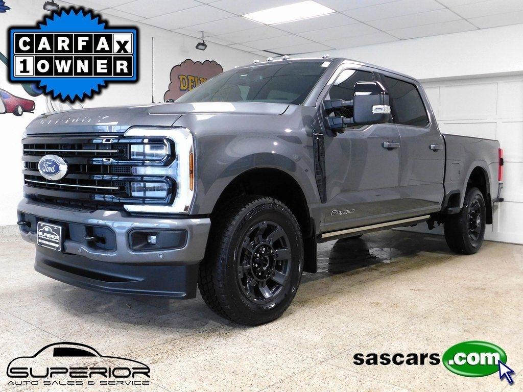 Ford F-250 SD Platinum Crew Cab 4WD 2025