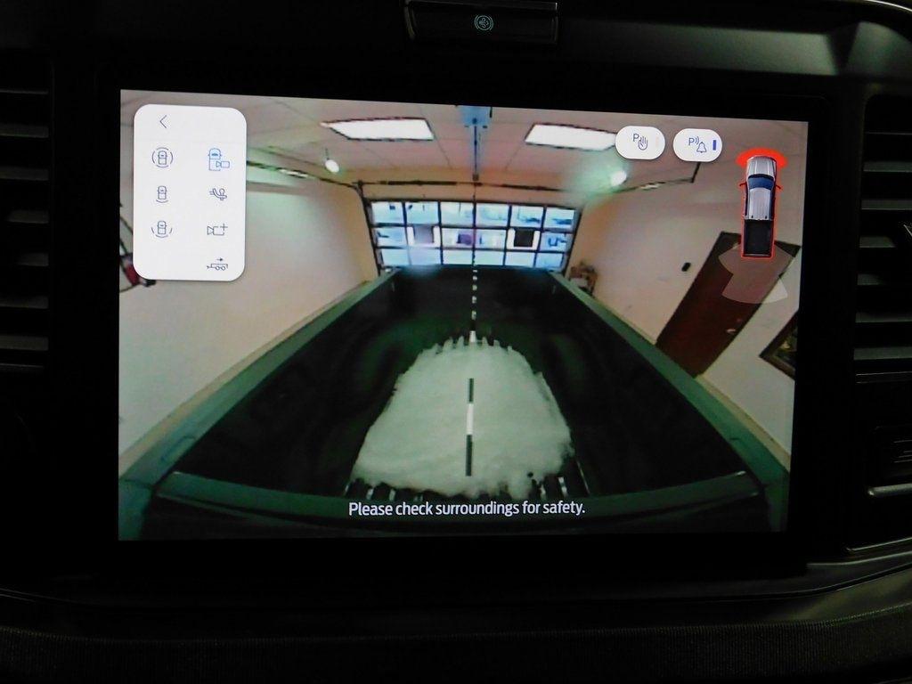 Ford F-250 SD Platinum Crew Cab 4WD 2025