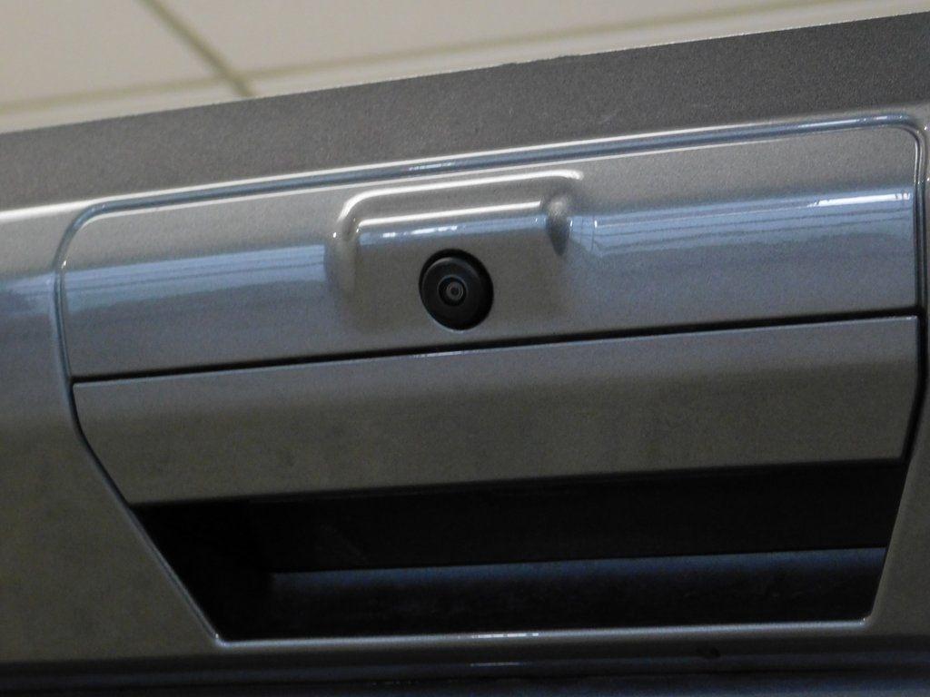 Ford F-250 SD Platinum Crew Cab 4WD 2025